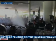 Sindicato de policiais tenta invadir Câmara em Brasília