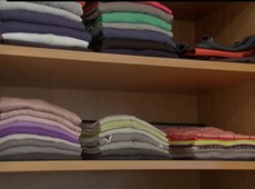 Técnicas e dicas para organizar de vez o seu armário