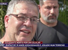 Pai chora a morte do filho em São Vicente