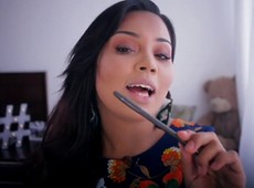Beleza express: contorno da boca com batom