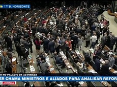 Temer se reúne com base para acertar discurso sobre reforma