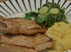 Bisteca com purê de maracujá