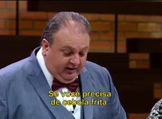 Não dá pra fazer risoto tailandês, diz Paola para Yuko