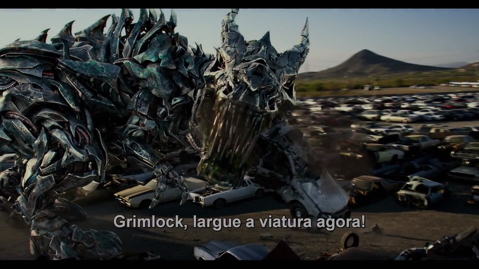 Novo trailer de Transformers: O Último Cavaleiro mostra guerra