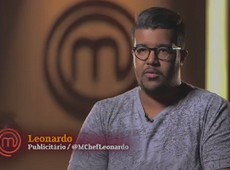 O Fabrizio é cozinheiro de receita, provoca Leonardo