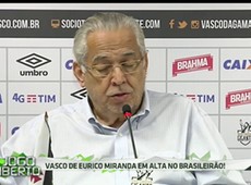 Botafogo e Vasco duelam no Brasileirão