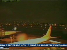 Tributo e protestos marcam os 10 anos do acidente da TAM