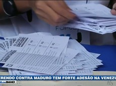 Referendo contra Maduro tem forte adesão na Venezuela