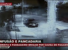 Motorista e passageiro brigam por causa de pagamento