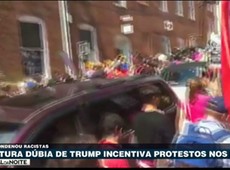 Americanos protestam contra posição de Trump