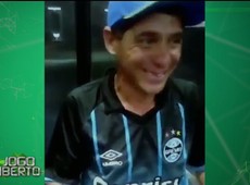 Gremista imita D’Alessandro e Renata e Denilson se divertem