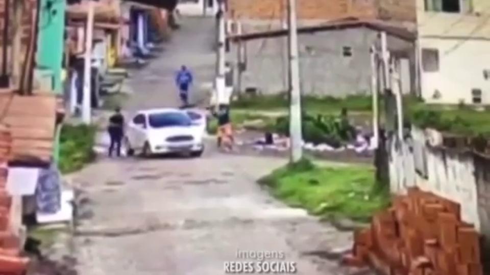 PM apreende armas de grosso calibre em Santo Antônio da Platina