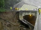 Prefeitura%20de%20BH%20decreta%20estado%20de%20emerg%EAncia%20por%20chuva