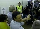 Márcio Lacerda vota acompanhado por Aécio Neves em BH