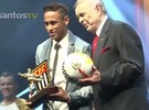 Neymar e Rafael recebem prêmio na festa do Paulistão