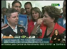 Dilma dá cartão ilimitado a cidades mineiras atingidas pelos temporais - 
