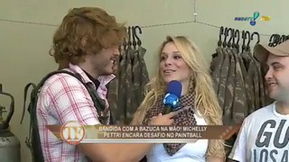 A Bandida Michelly enfrenta um tiroteio - 05/04/2011 - UOL Notícias