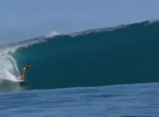 Longe da badalação e das garotas. É como Medina chegou ao topo do surfe - AFP PHOTO / GREGORY BOISSY