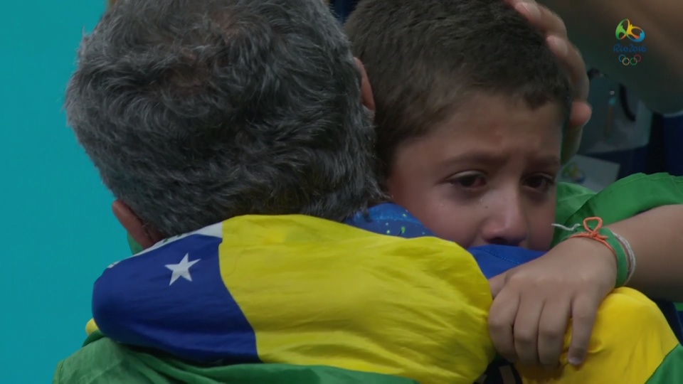 Rio-2016: Neto de Zé Roberto e jogadoras choram após derrota no vôlei