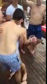 Casamento é cancelado após noiva beijar outro em despedida de ...