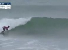 Medina perde título na França, mas se aproxima de briga pelo bi mundial - Damien Poullenot/WSL