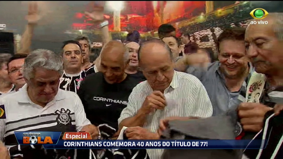 Resultado de imagem para titulo do Corinthians 40 anos comemoraÃ§Ã£o