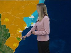 Fim do outono tem tempo aberto e frio