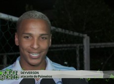 Deyverson brilha e Palmeiras bate o Vitória em Salvador