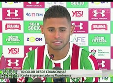 Kayke é apresentado no Fluminense