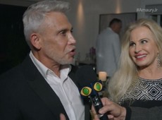 Amaury entrevista famosos no aniversário de Val Marchiori
