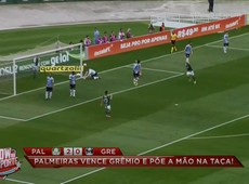 Palmeiras vence o Grêmio e põe a mão na taça