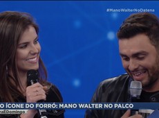 Mano Walter apresenta sua namorada Débora para Datena