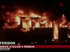 Cinco ônibus são incendiados em 12 horas