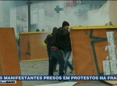 Mais de mil pessoas foram presas em protestos na França
