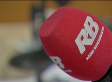 Programa jornalístico mais antigo do rádio completa 45 anos