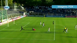 Ricardo Oliveira faz 2, mas Atlético-MG cede empate ao Danubio no Uruguai