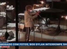 Bob Dylan interrompe show após incômodo com fotos