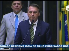 Bolsonaro reafirma ideia de filho ser embaixador nos EUA