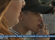 Projeto que proíbe fumo em estádios avança no Congresso