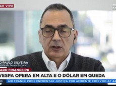 Ibovespa opera em alta e dólar em queda
