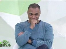 Denilson reclama da zoeira: Vou na academia e me sacaneiam!