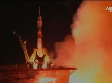Nave russa decola em homenagem à missão Apollo 11