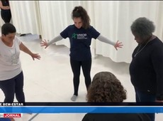 Terapia alia dança ao tratamento de câncer em hospital de SP