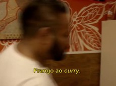 Jacquin não gosta de ver funcionários montando buffet