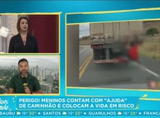 Meninos pegam ‘carona’ em caminhão e colocam vida em risco