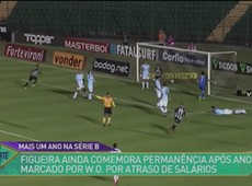 Torcida comemora permanência do Figueirense na Série B