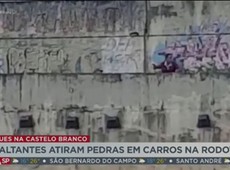 Assaltantes atiram pedras em carros na rodovia