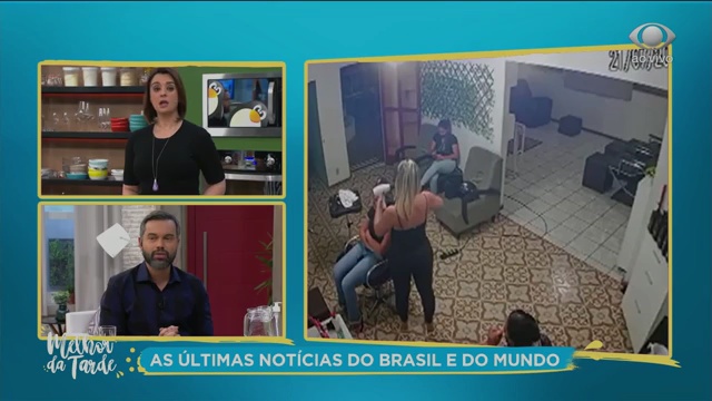 Secador de cabelo explode e fere secretária 