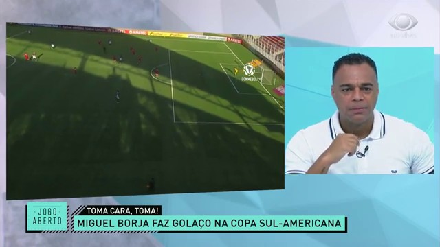 Denílson se surpreendeu com golaço de Borja Reprodução TV