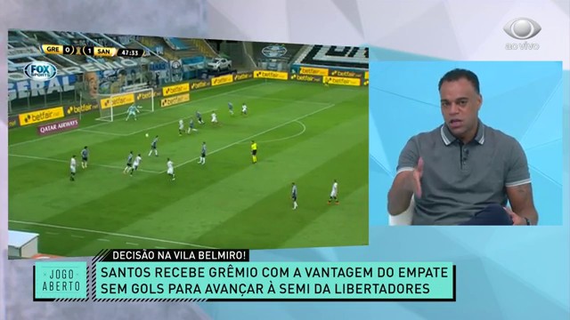 Denilson rasga elogios para Soteldo e vê Santos no caminho certo